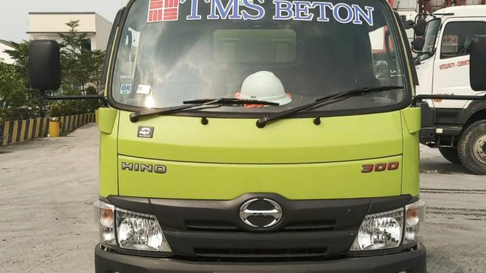 Sewa Truck Mixer 3m³ dan 7m³