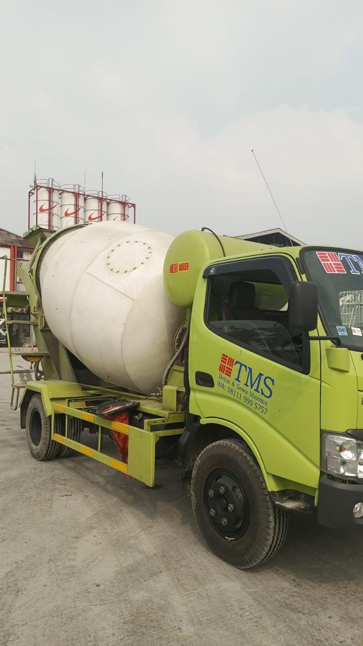 Sewa Truck Mixer 3m³ dan 7m³ gallery
